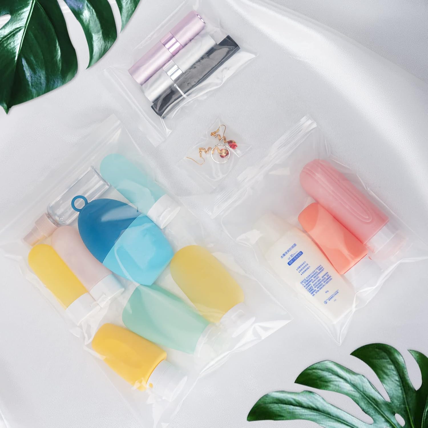 50 Grip Seal Bags, 15x20cm Clear Plastic Resealable Zip Poly Bags, Resealable Storage Pouches for Home, Kitchen - Image 2