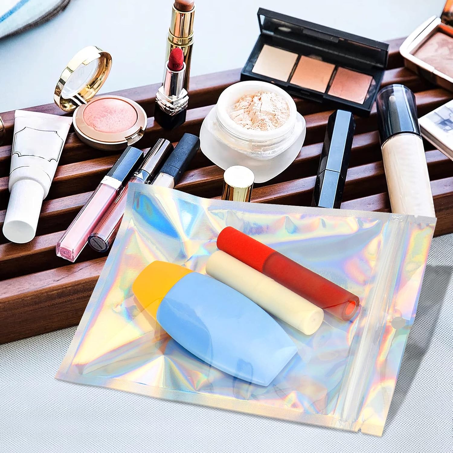 ZOENHOU 100 PCS 20 x 14cm Large Holographic Foil Bags, 7.8x5.5 Inch Resealable Mylar Zip Lock Bags, Holographic Packaging Bag Smell Proof Bags for Party Candy Cookie Favor Food Jewellery Storage - Image 9