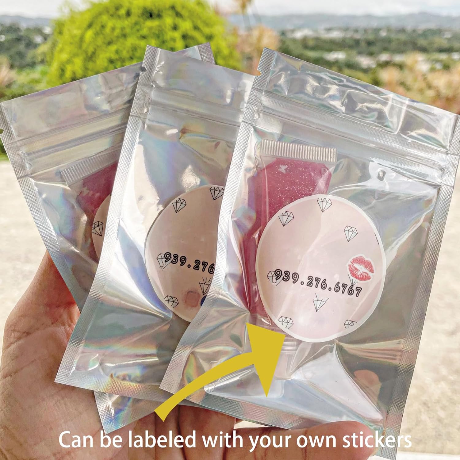 ZOENHOU 100 PCS 20 x 14cm Large Holographic Foil Bags, 7.8x5.5 Inch Resealable Mylar Zip Lock Bags, Holographic Packaging Bag Smell Proof Bags for Party Candy Cookie Favor Food Jewellery Storage - Image 4